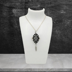 Collier avec pendentif en...