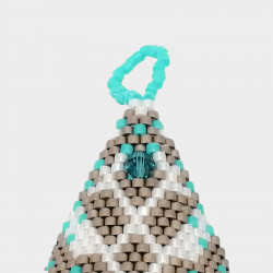 Etoile en 3D blanche, grise et bleue