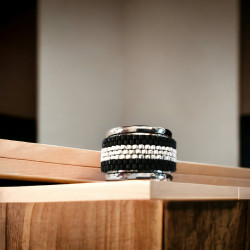 Kayros ring zwart en zilver – handgemaakt