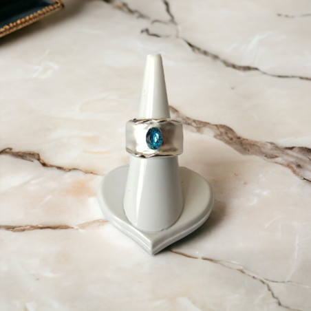 Bague réglable en rhodium argenté avec cristal autrichien 8x6 mm – Disponible en plusieurs couleurs