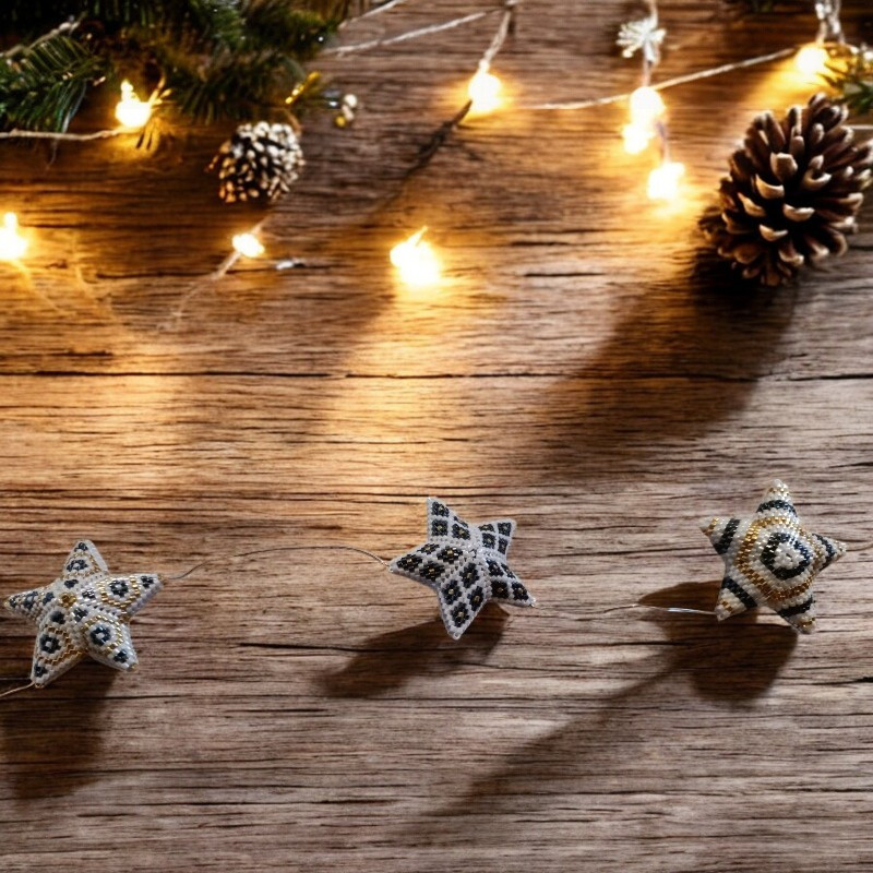 White, gold and black star light garland