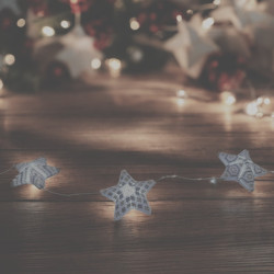 Guirlande étoile lumineuse blanc doré noir 200 cm