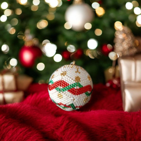 Miyuki Delica Beaded Christmas Ball - Garland and Star Pattern - 4 cm Diameter | Festive Decoration