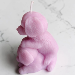 Decoratieve kaars “Gestapelde Puppies” – Kokoswas – 9 cm – Optie plateau