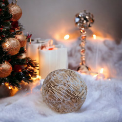 Boule de noël artisanale en perles Miyuki Delica