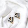 Boucles d’oreilles perlées en triangle feuille d’angle faites à la main | Mamzelle Creations