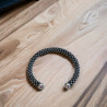Handgemaakte armband van rocaille kralen en Miyuki Delica op zilverkleurige slavenarmband van messing