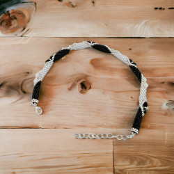 Armband met sluiting gemaakt van Miyuki Delica kralen en rocaille - Geweven in peyote stijl