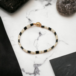 Bracelet fait main avec des perles japonaises de qualité - Fermoir aimanté doré