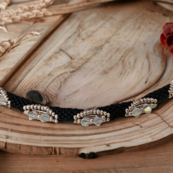 Collier circulaire Loubisana en perles Miyuki Delica et Swarovski