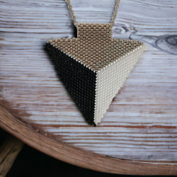 Parure tissée en forme de triangle avec perles Miyuki Delica argent, noir et blanc