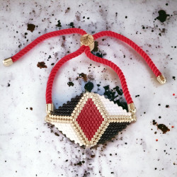 Parure triangle bordeaux, noir et blanc avec perles Miyuki Delica