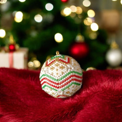 Boule de Noël en Perles Miyuki Delica - Motif Étoiles - 4 cm de Diamètre | Décoration Festive