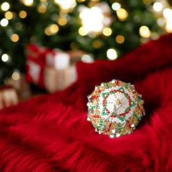 Christmas Ball in Miyuki Delica Beads in Colors and Silver Spinning Tops - 4 cm Diameter | Elegant Christmas Decoration