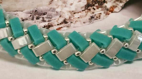 L'Art Fascinant du Tissage en Spirale : Créer des Bijoux Élégants avec des Perles